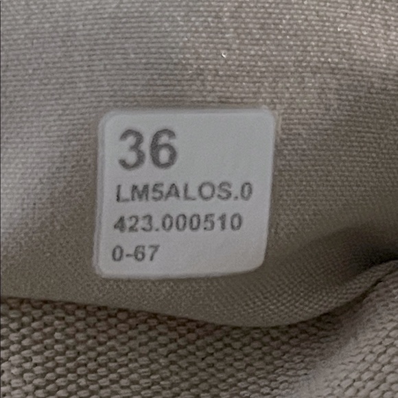 Lululemon Utilitech Carpenter Pant,
Trench or Khaki Color, Size 36 - Picture 7 of 13